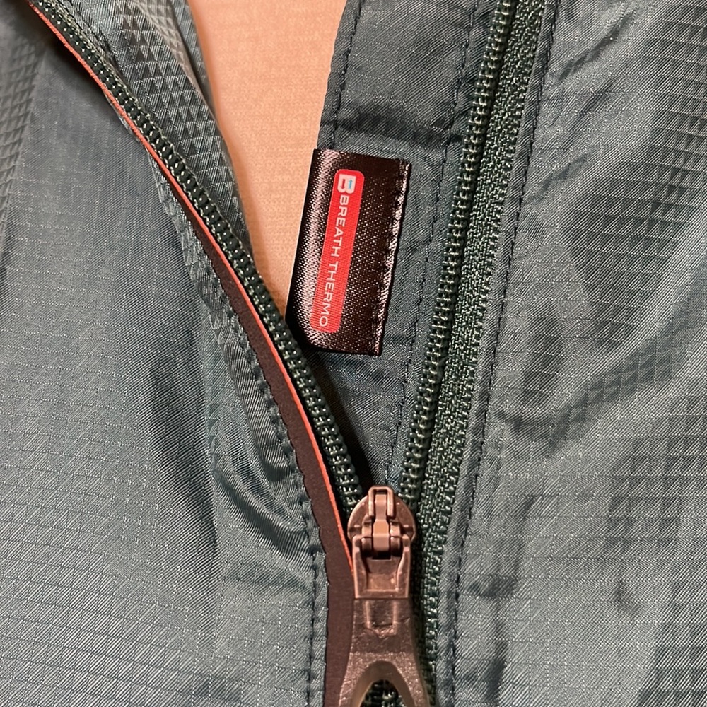 Mizuno - Picture 5 of 8